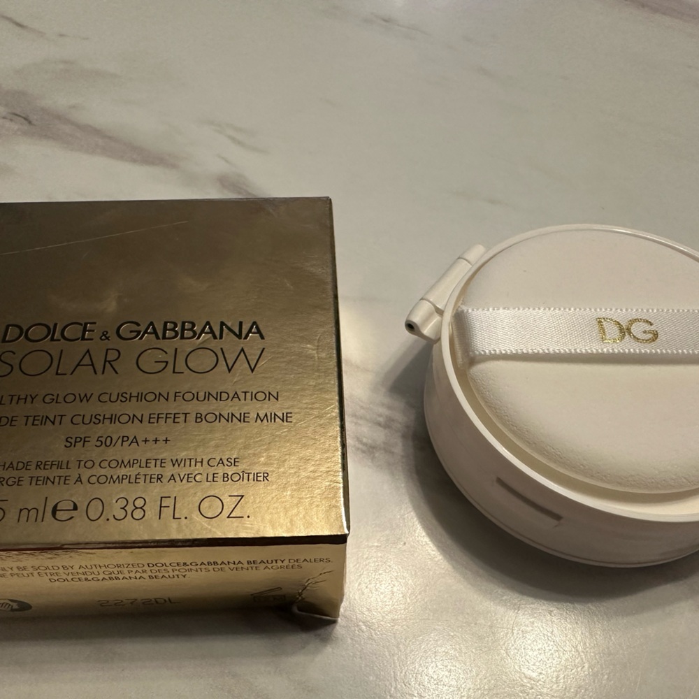 Dolce & Gabbana Solar Glow Cushion Foundation - Gold and White